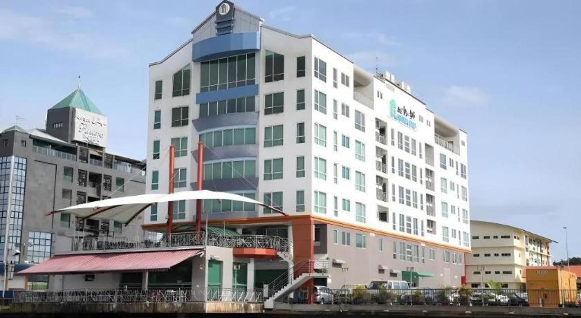 Plaza Sutera Biru Hotel Kuala Belait Екстериор снимка